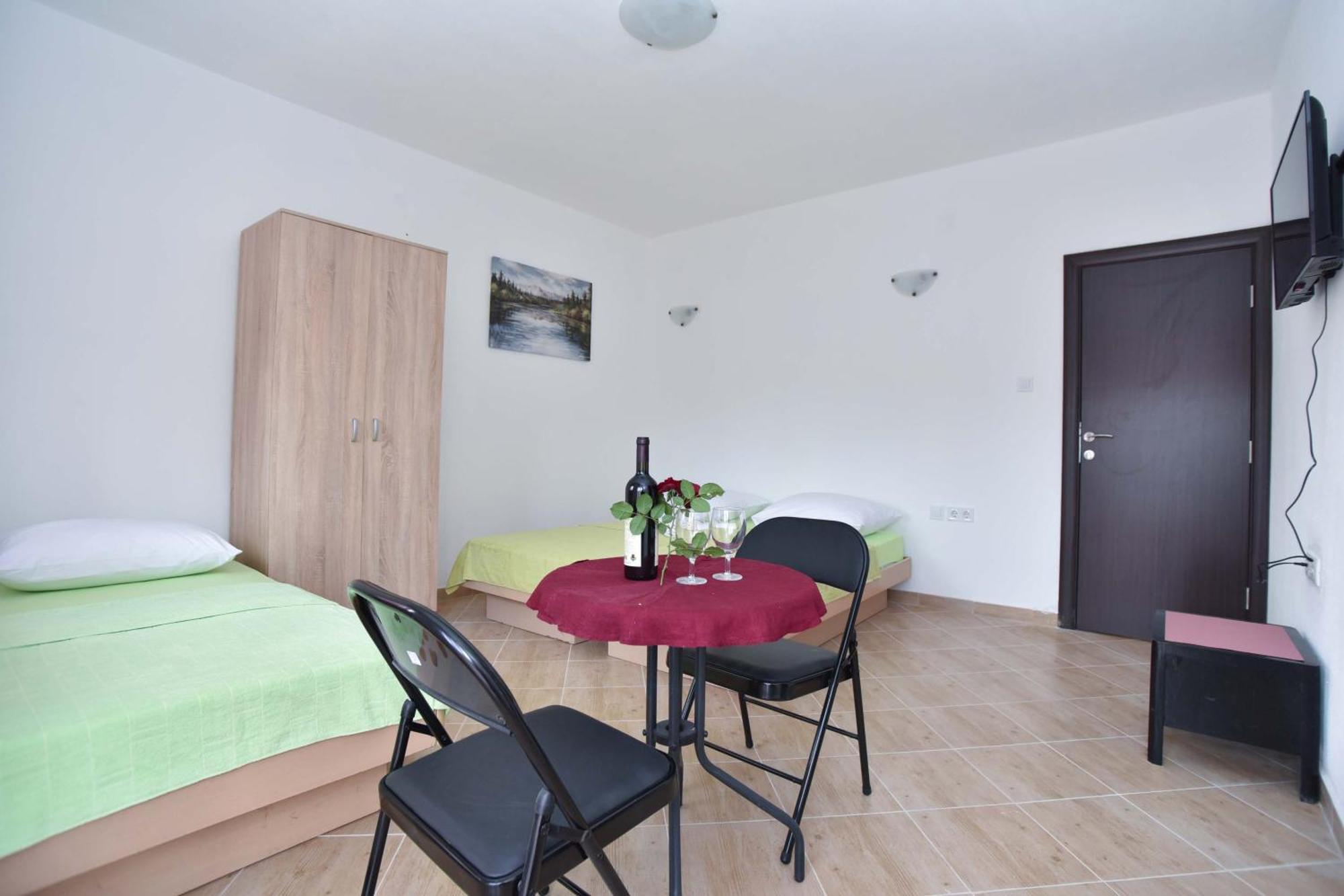 בודווה Apartmani Mihovic - Jaz מראה חיצוני תמונה