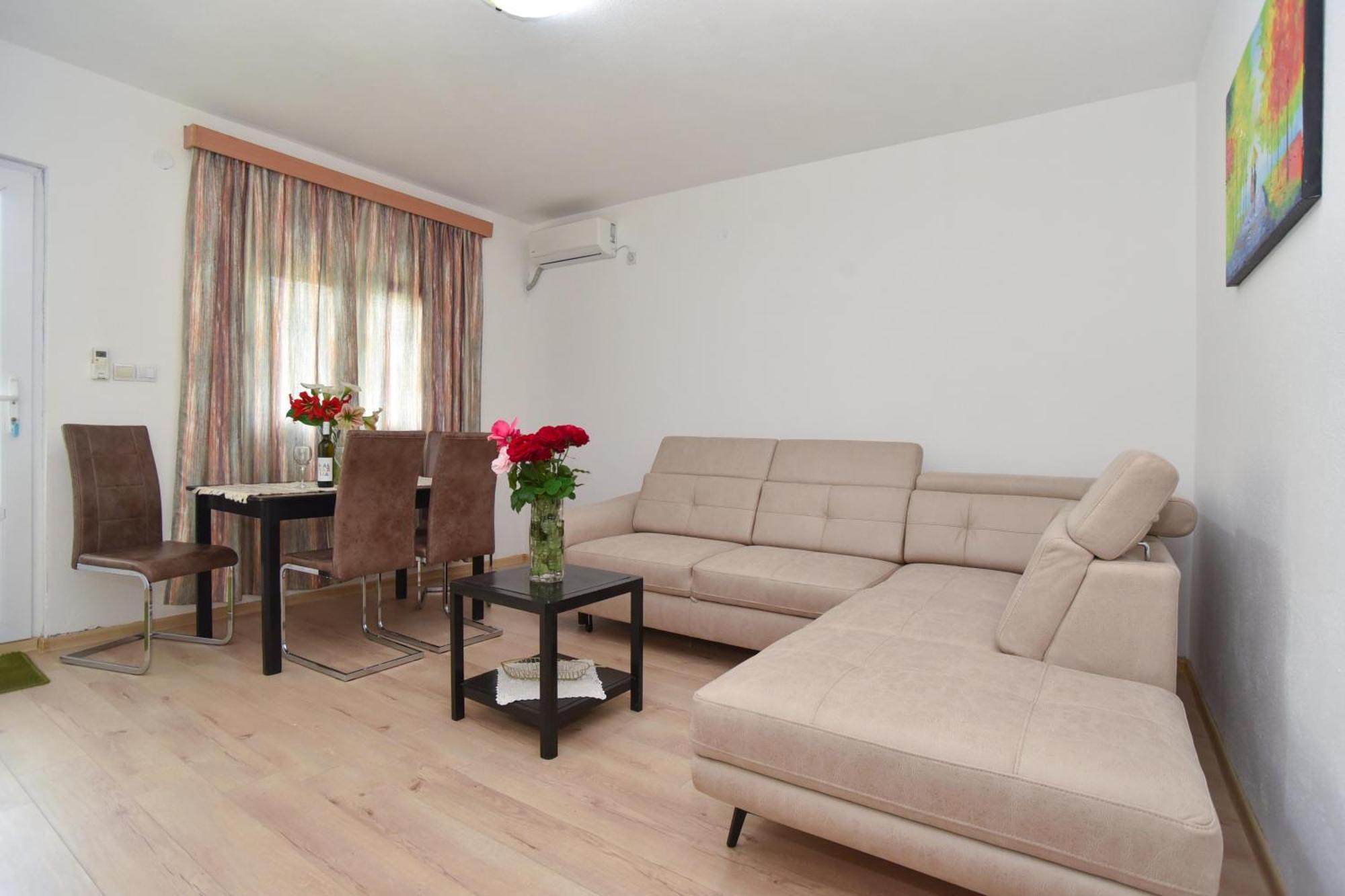 בודווה Apartmani Mihovic - Jaz מראה חיצוני תמונה