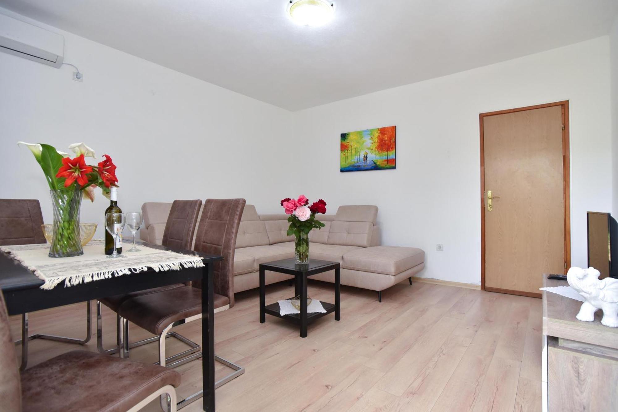 בודווה Apartmani Mihovic - Jaz מראה חיצוני תמונה