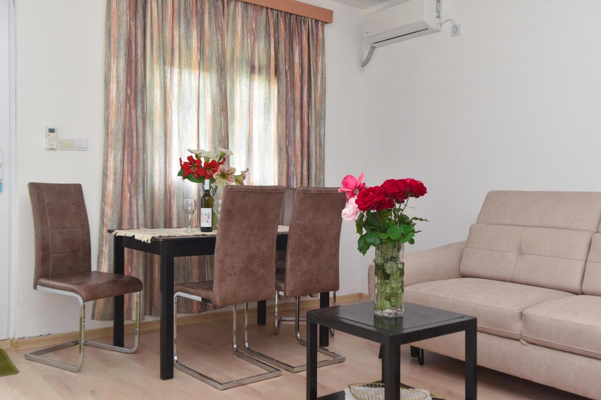 בודווה Apartmani Mihovic - Jaz מראה חיצוני תמונה