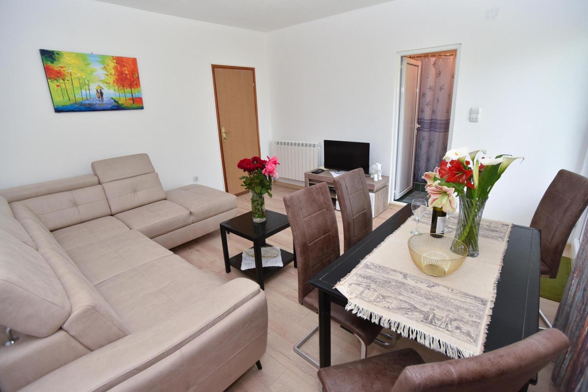 בודווה Apartmani Mihovic - Jaz מראה חיצוני תמונה